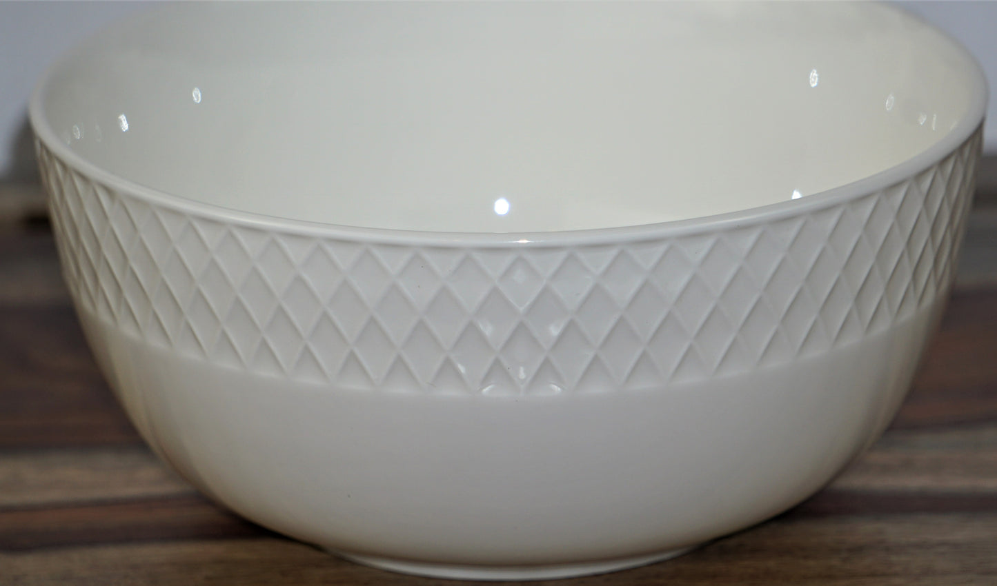 Fine Porcelain Bowl