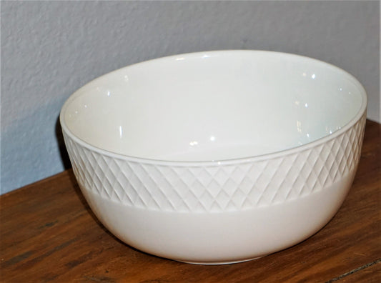 Fine Porcelain Bowl